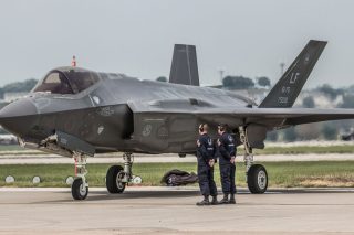 f35
